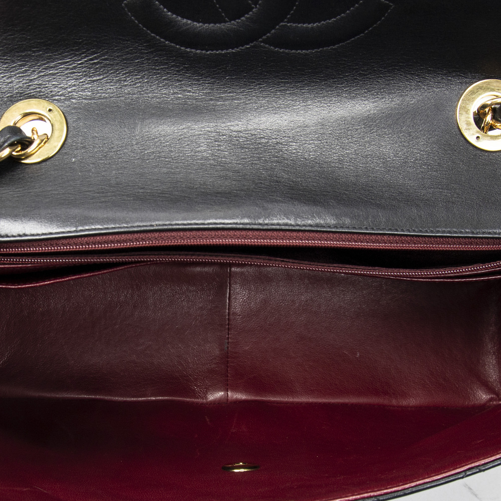Chanel Maxi Jumbo XL Flap - Picture 9 of 11